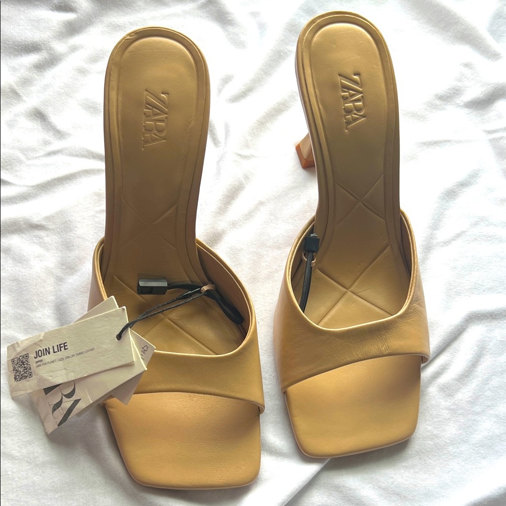 Zara Women's Gold Heeled Mules
